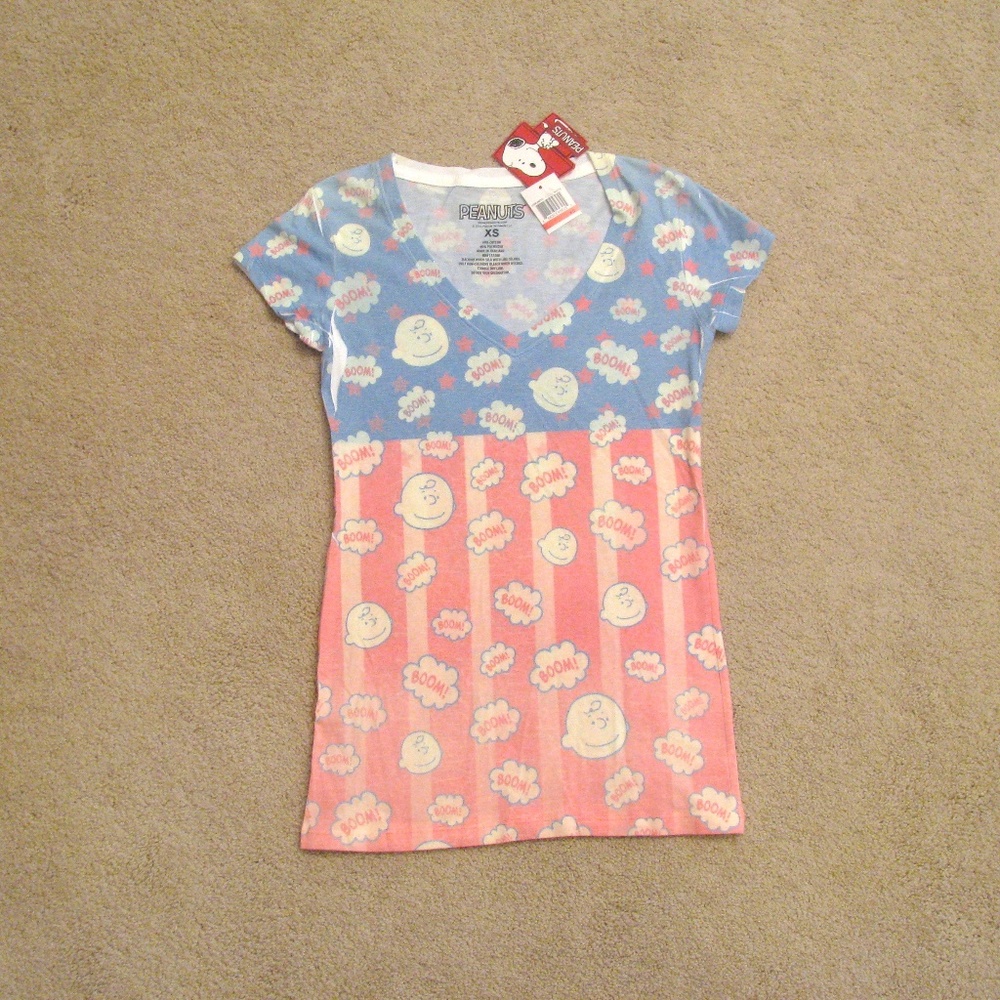 Peanuts Charlie Brown Graphic Tee NEW Womens Size XS Extra Small Blue Pink